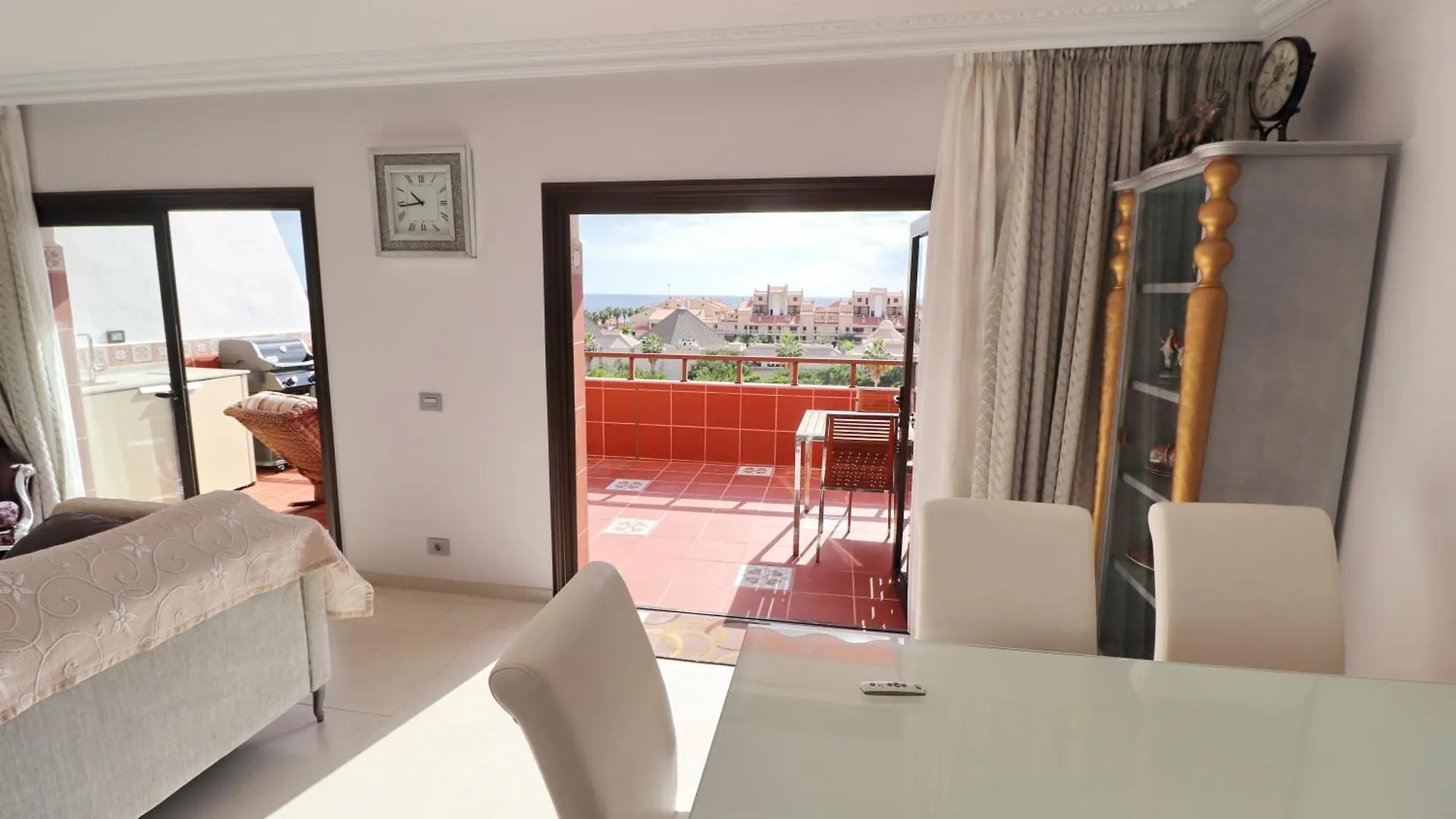 El Paso By Tenerife Rental & Sales Playa de las Américas Spanien